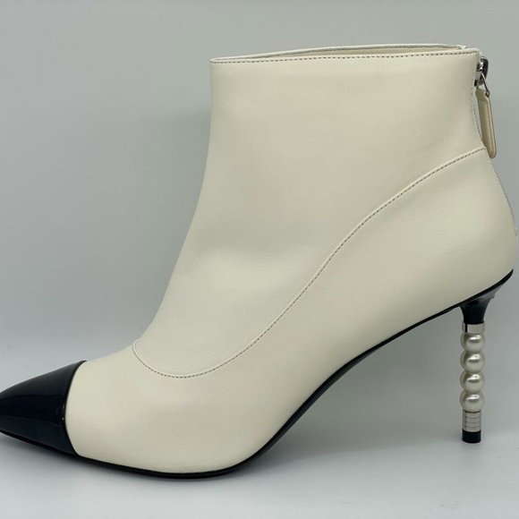 CHANEL 20C Leather Patent Cap Toe CC Pearl Track Heels Booties Ankle Boots - Picture 2 of 13